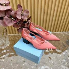 Picture of Prada Shoes _SKUPradasz35-406CMLL080118990